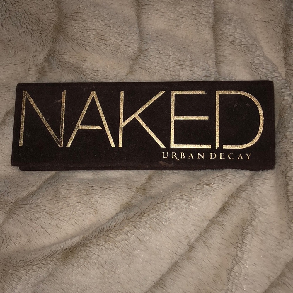 AUTHENTIC👌urban decay naked pallet!!!